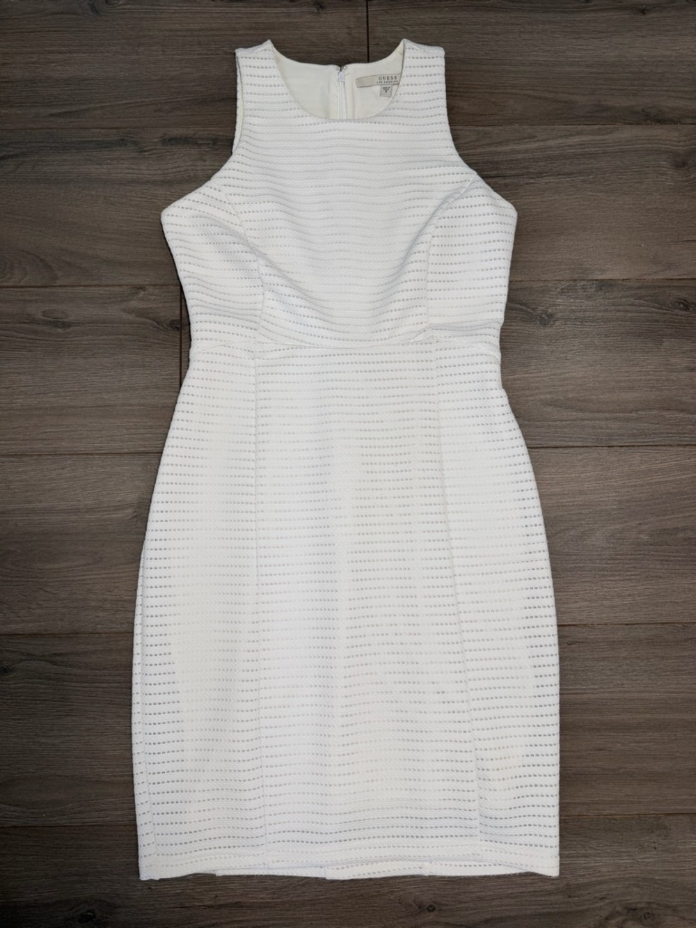 GUESS Los Angeles bodycon cocktail dress -Textured Sleeveless Sheath Dress